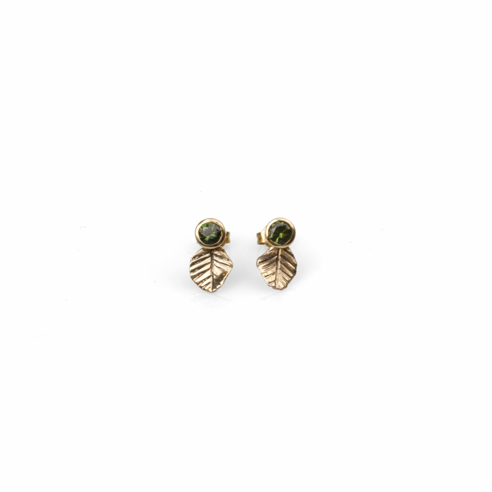parti sapphire and fagus leaf studs - round