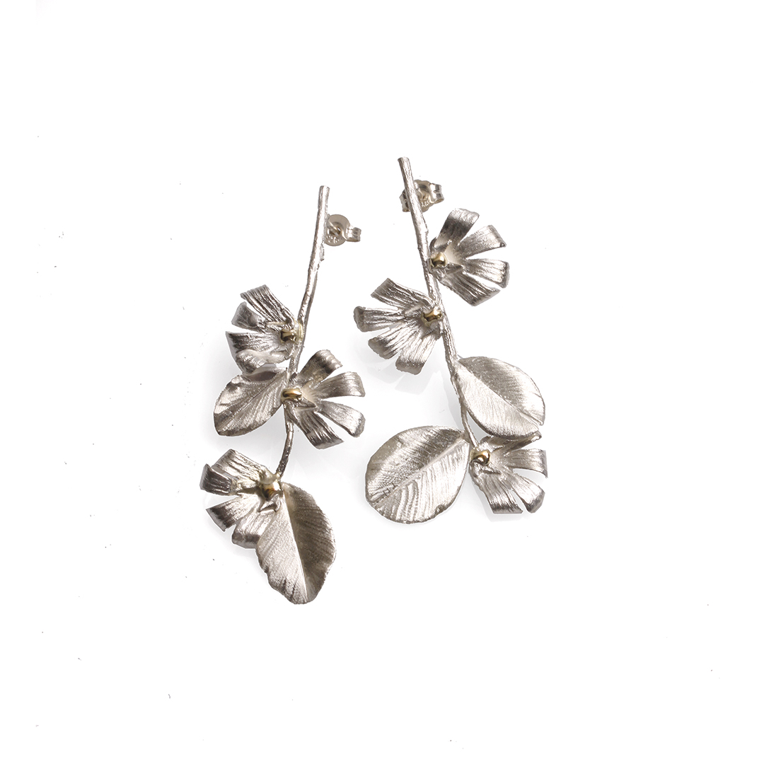 Native Creeping Fan Flower Stud Earrings (Scaevola hookeri)