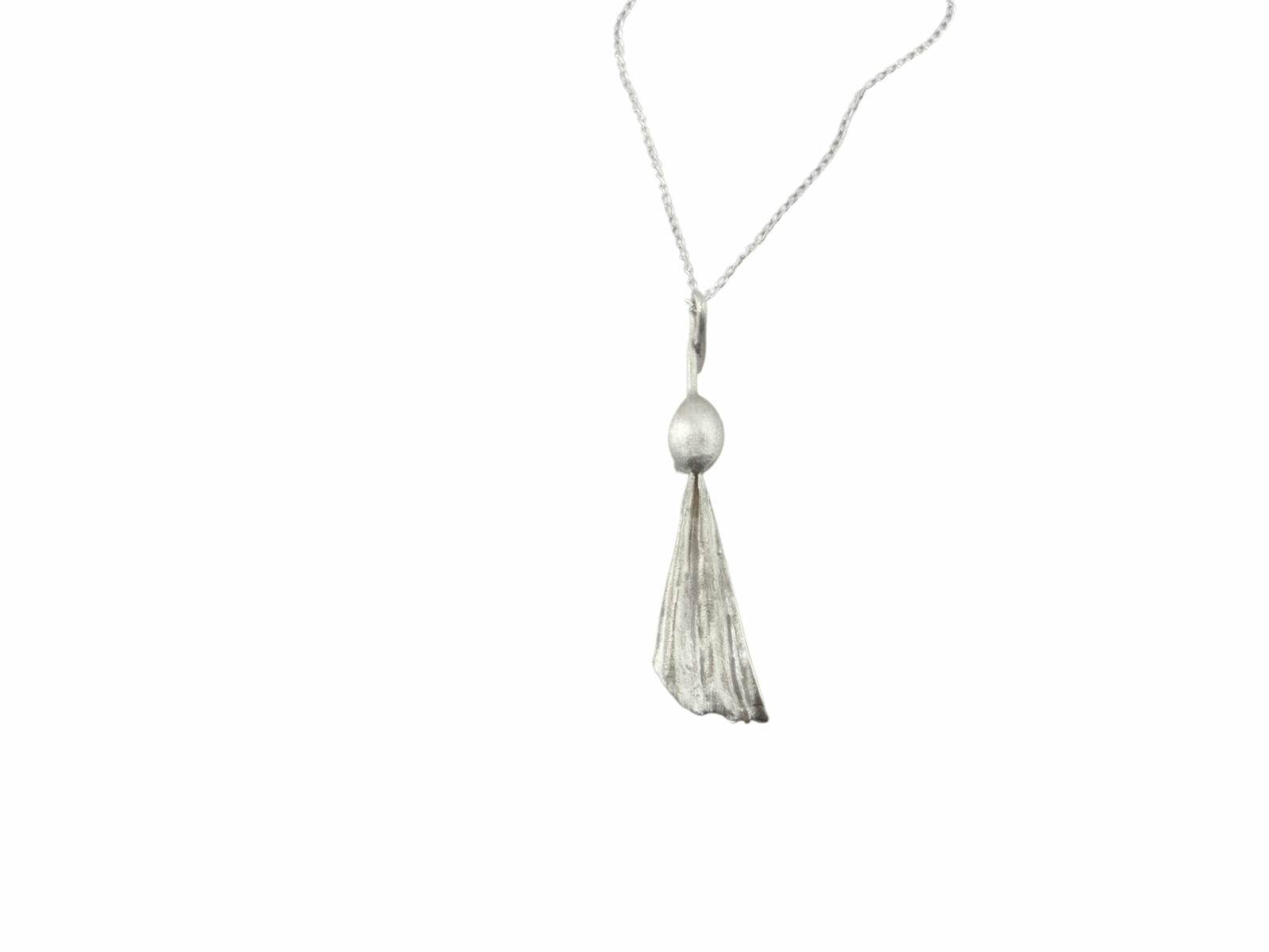 kelp float necklace