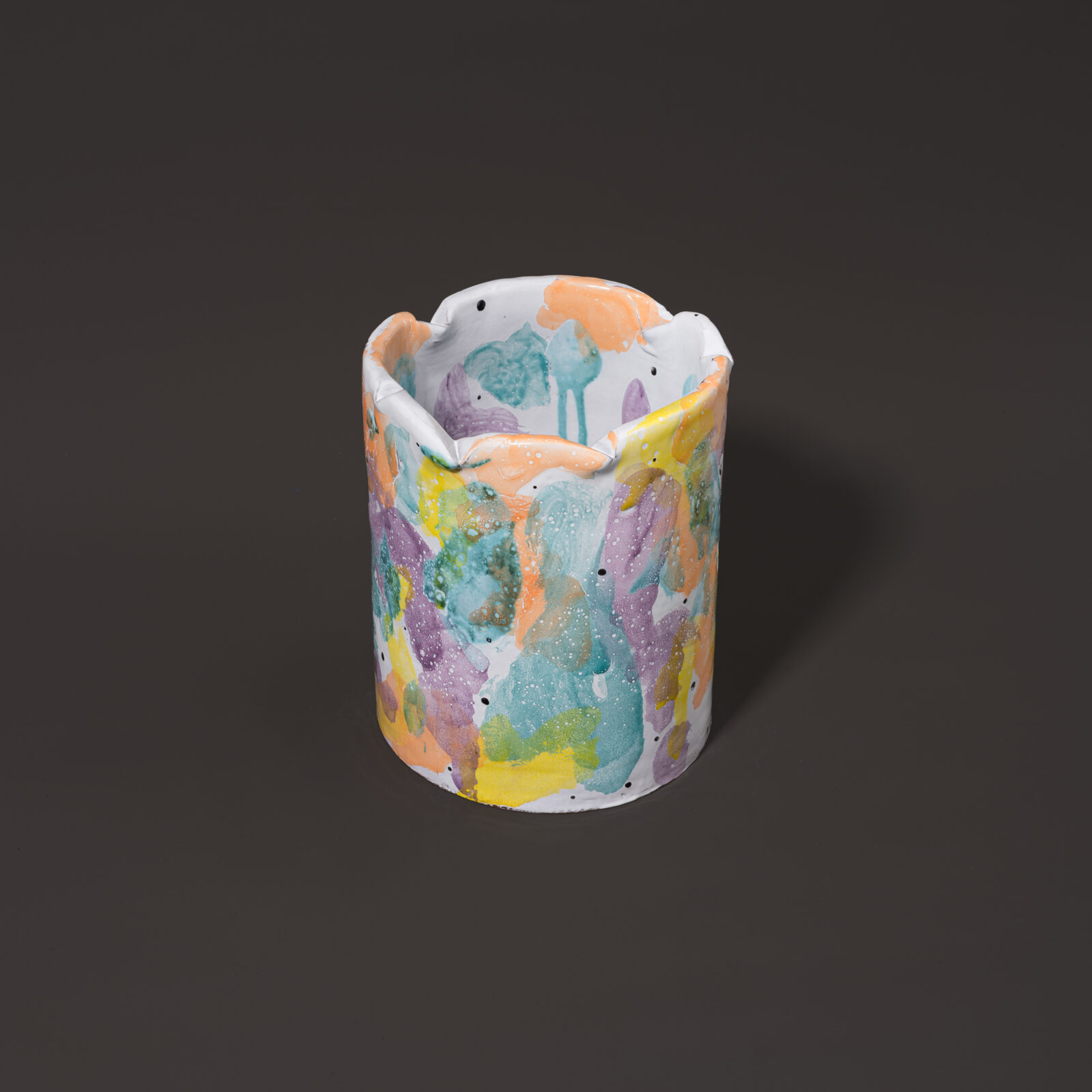 Everyday cylindrical vessel 4 (Washed)