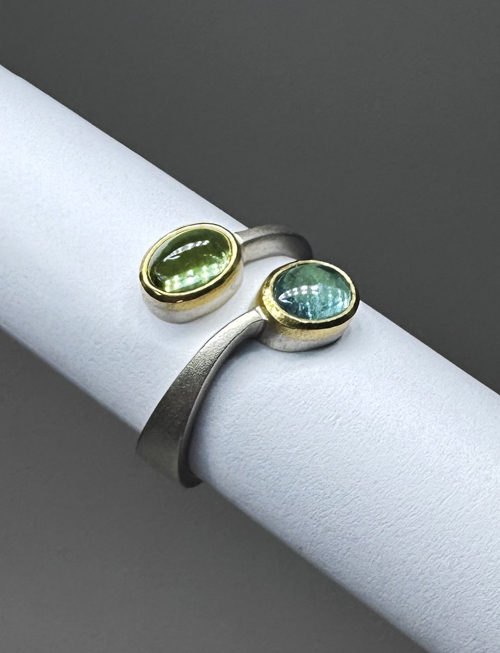 Ring - Cross over style