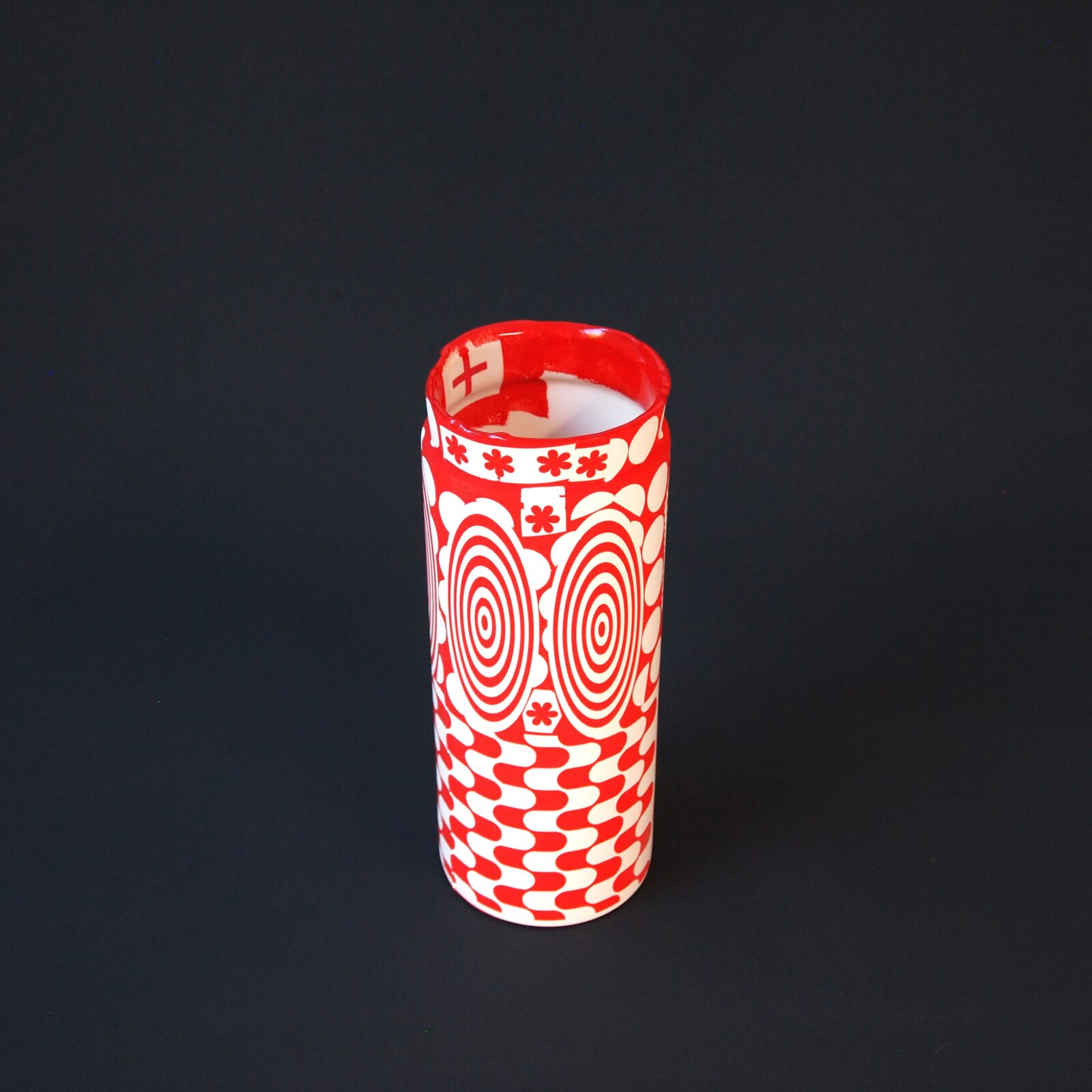 Monochrome Excess Deco Pot - Red