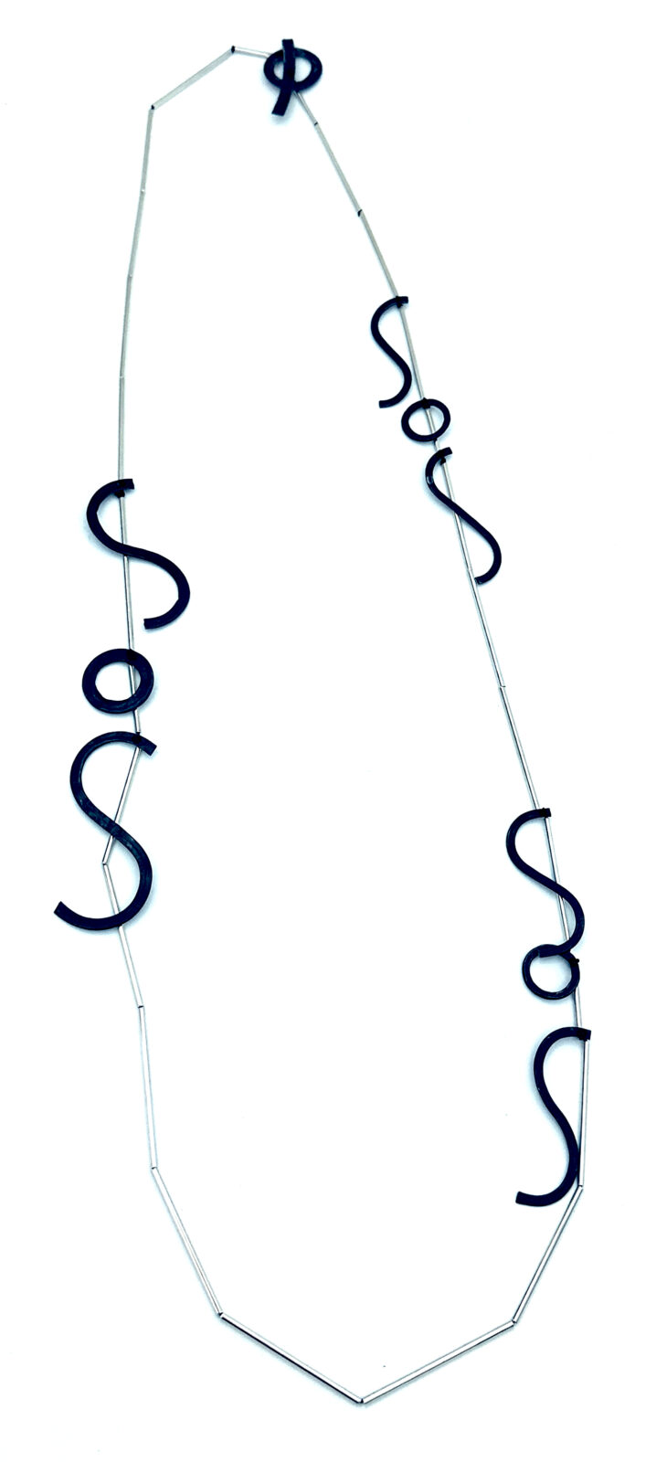 SOS Graffiti Nekcpiece