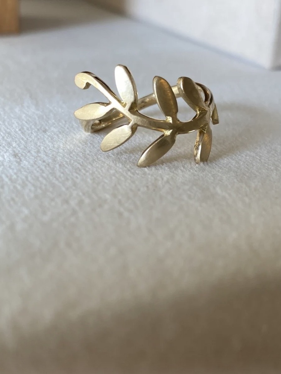 Daphne ring